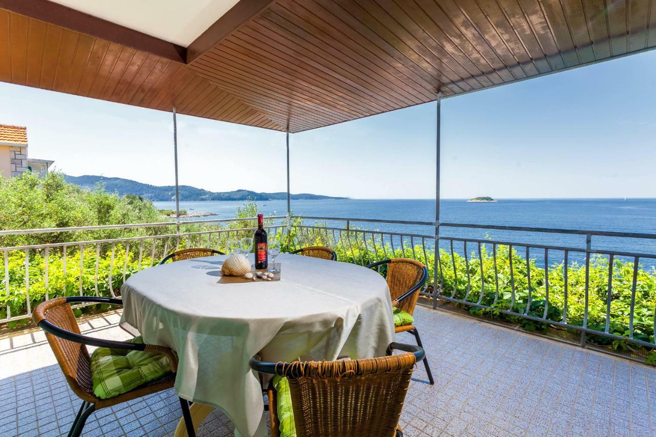 Apartments Dajna Vela Luka Luaran gambar