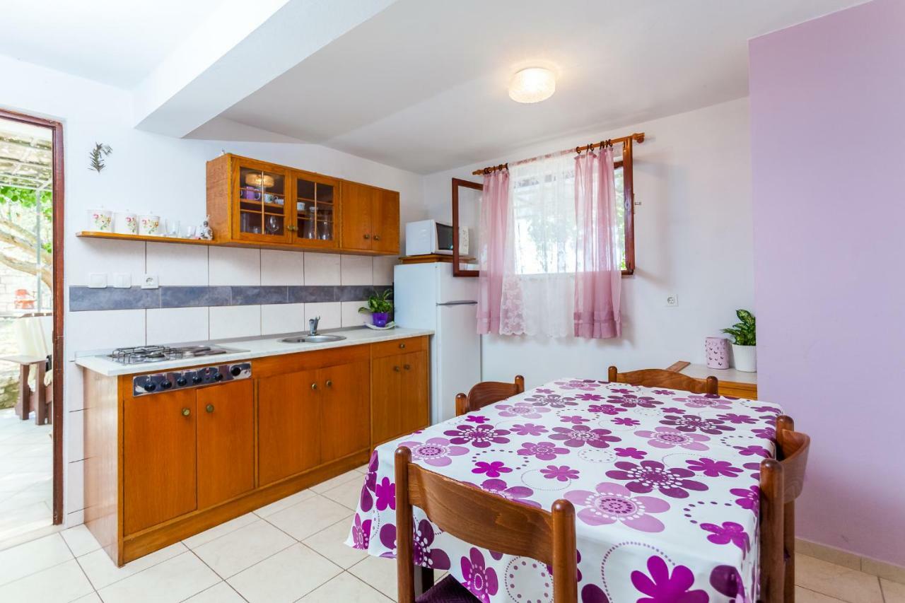 Apartments Dajna Vela Luka Luaran gambar