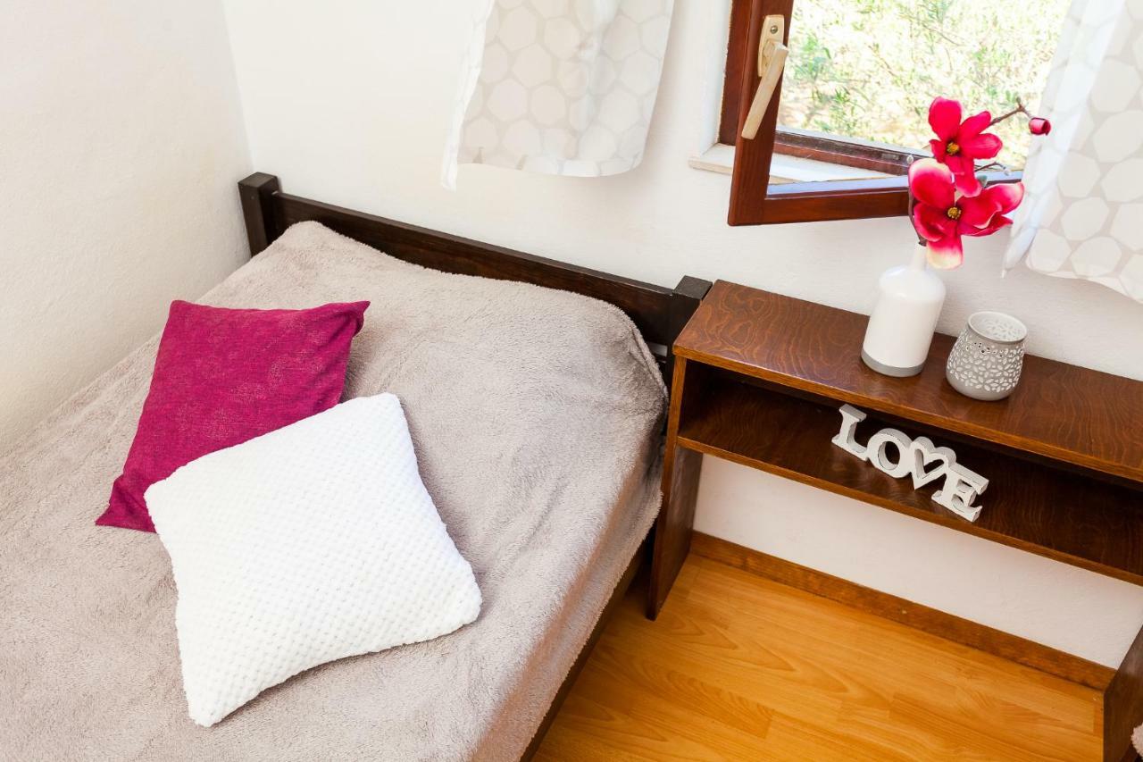 Apartments Dajna Vela Luka Luaran gambar