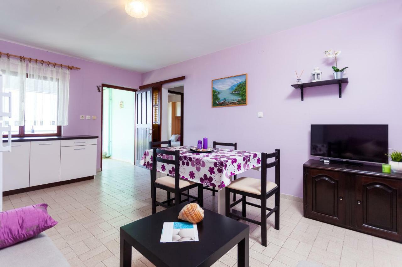 Apartments Dajna Vela Luka Luaran gambar