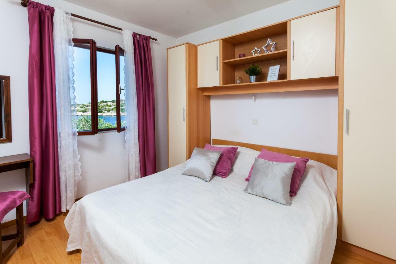 Apartments Dajna Vela Luka Luaran gambar