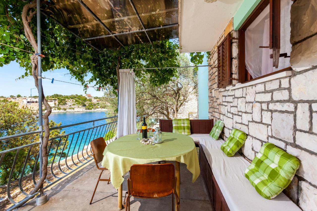 Apartments Dajna Vela Luka Luaran gambar