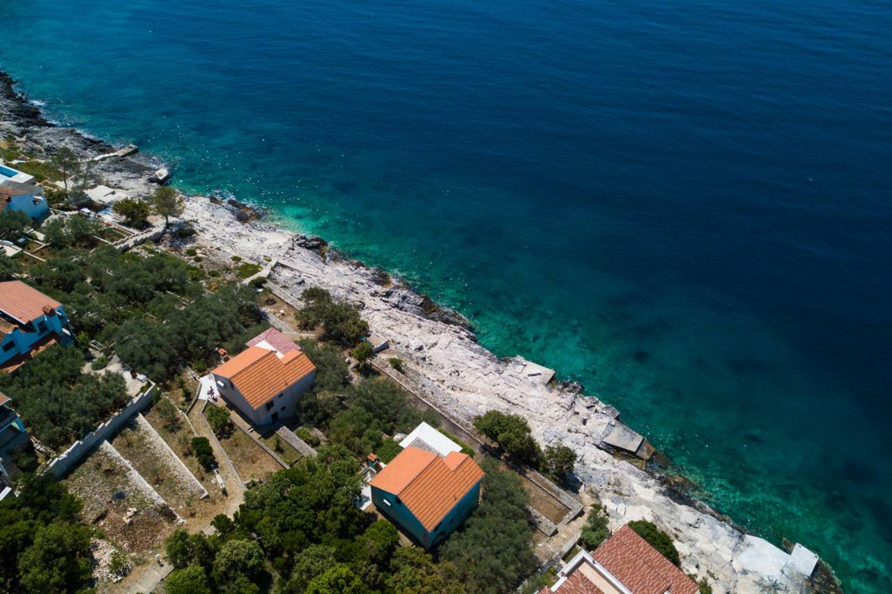 Apartments Dajna Vela Luka Luaran gambar